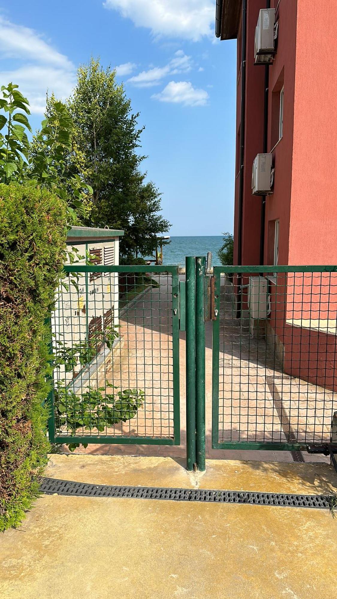 Оазис Ravda Esterno foto